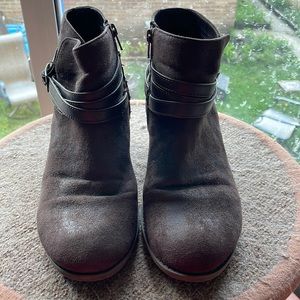 Crown Vintage Booties